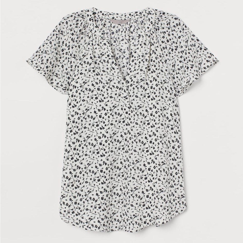 H&M Blouse Women's Black White Floral V Neck Short Sleeve Woven Work Size XXL